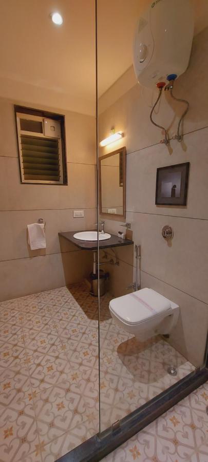 The Palm Aryan - A Boutique Hotel Kolkata Exterior photo